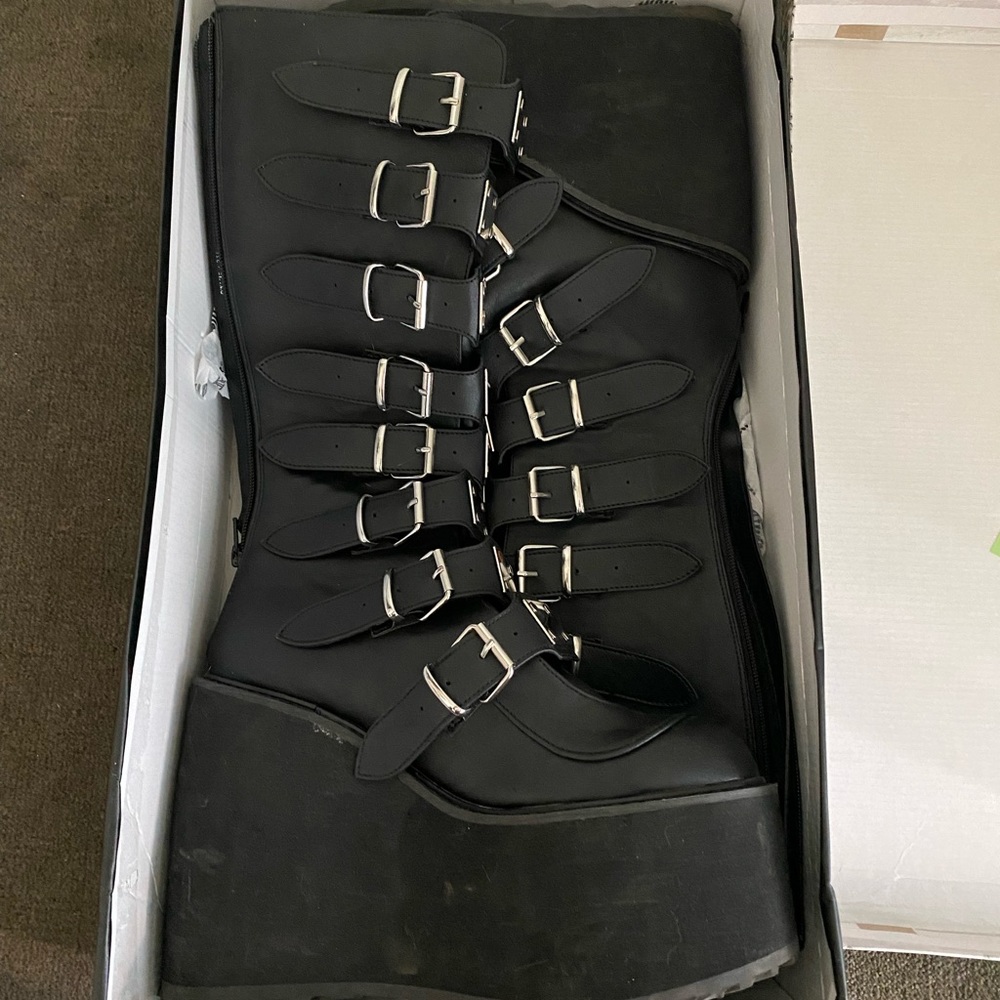 Demonia- Black boots - Picture 1 of 3